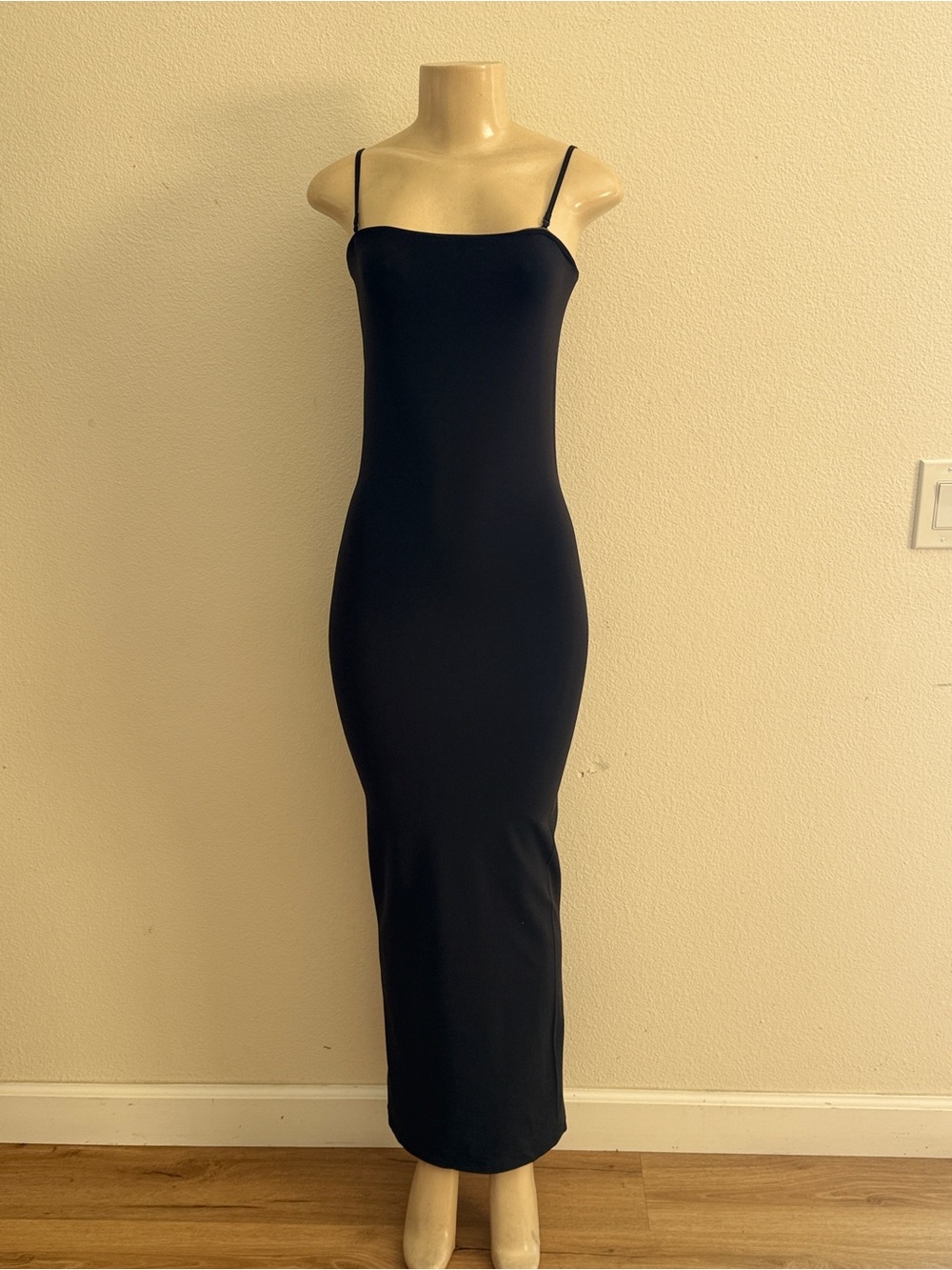 Fabletics Black Seamless convertible Maxi Dress- Small